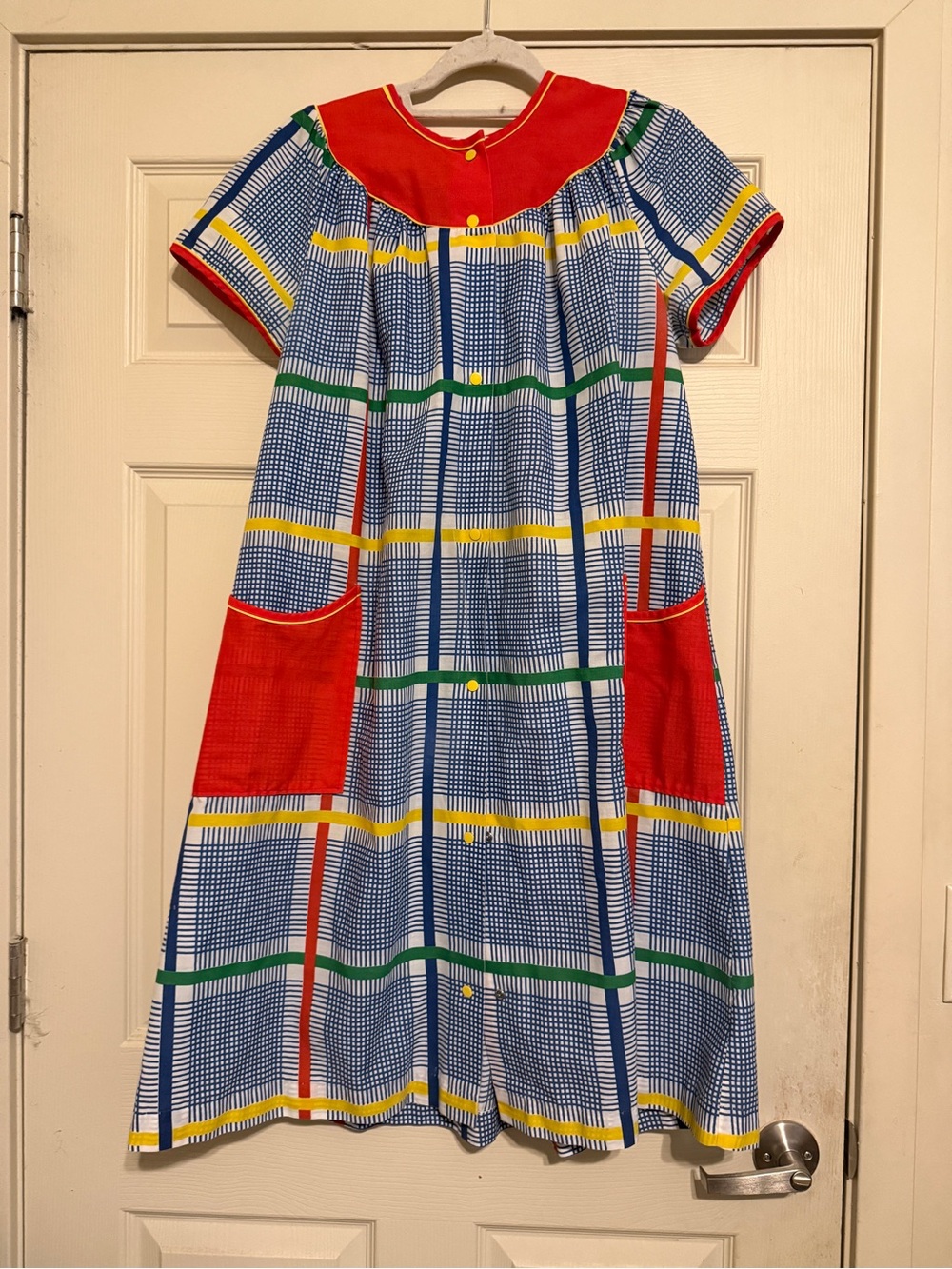 Vintage Komar for Leisurely Living House Coat Med